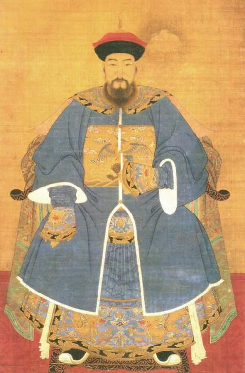 肃亲王:豪格庄亲王:硕塞克勤郡王:岳托铁帽子王是指世袭罔替的王爵,它