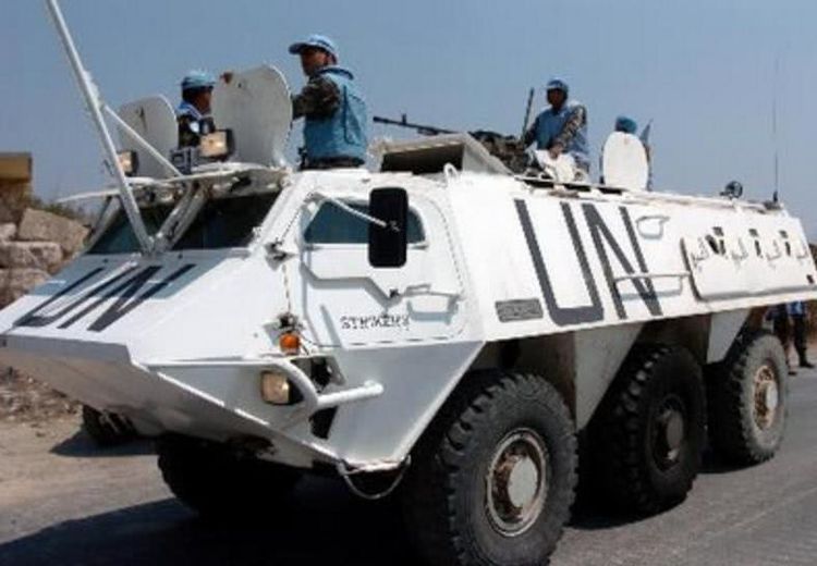 叙政府军缴获极端组织武器,装甲车印着联合国的"un"