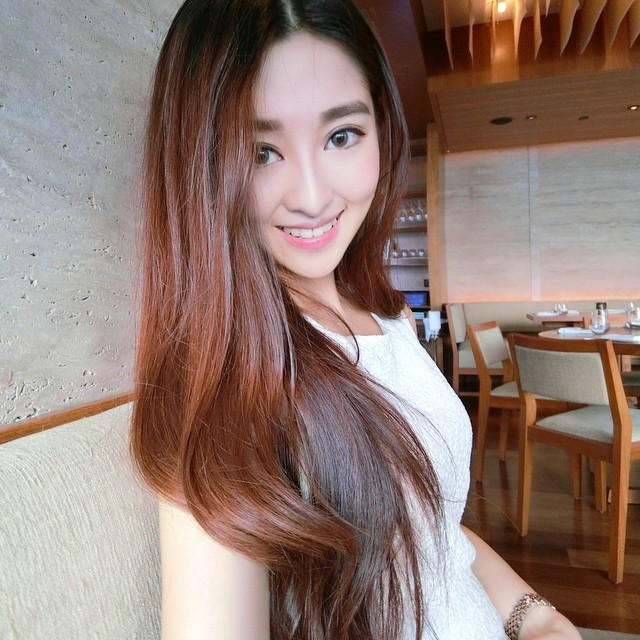 网络美女正妹pkai lai美照私拍图集