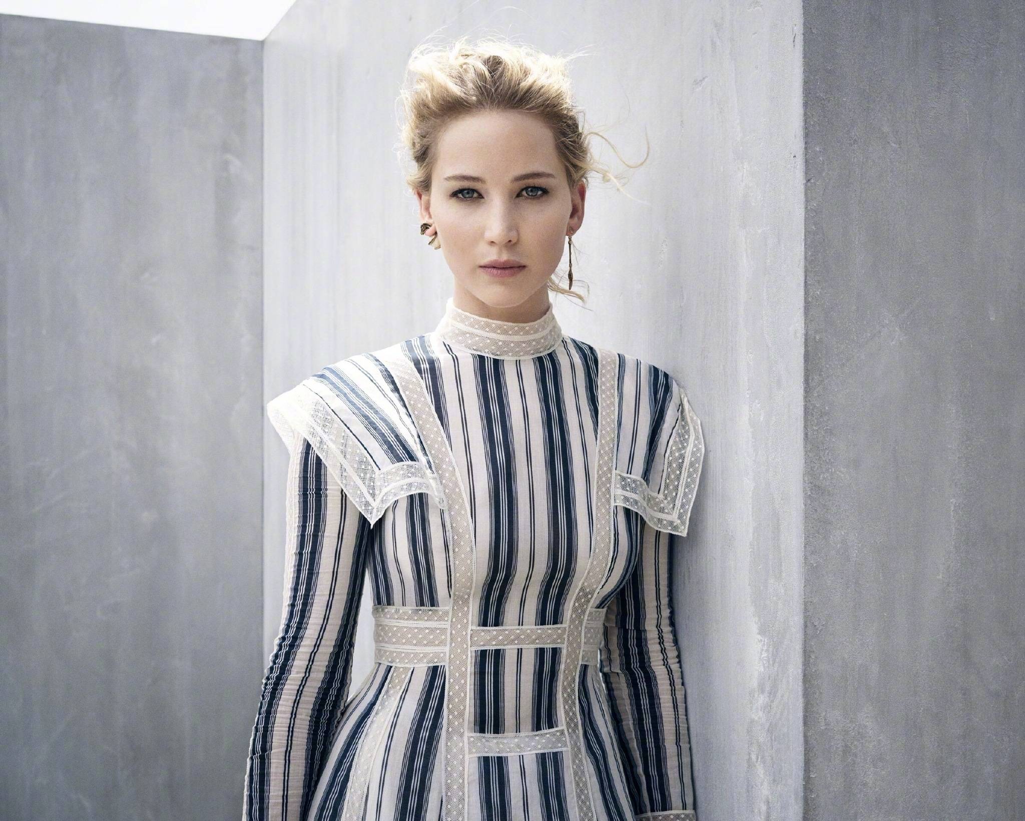 詹妮弗劳伦斯jjenniferlawrence出镜演绎dior最新广告大片