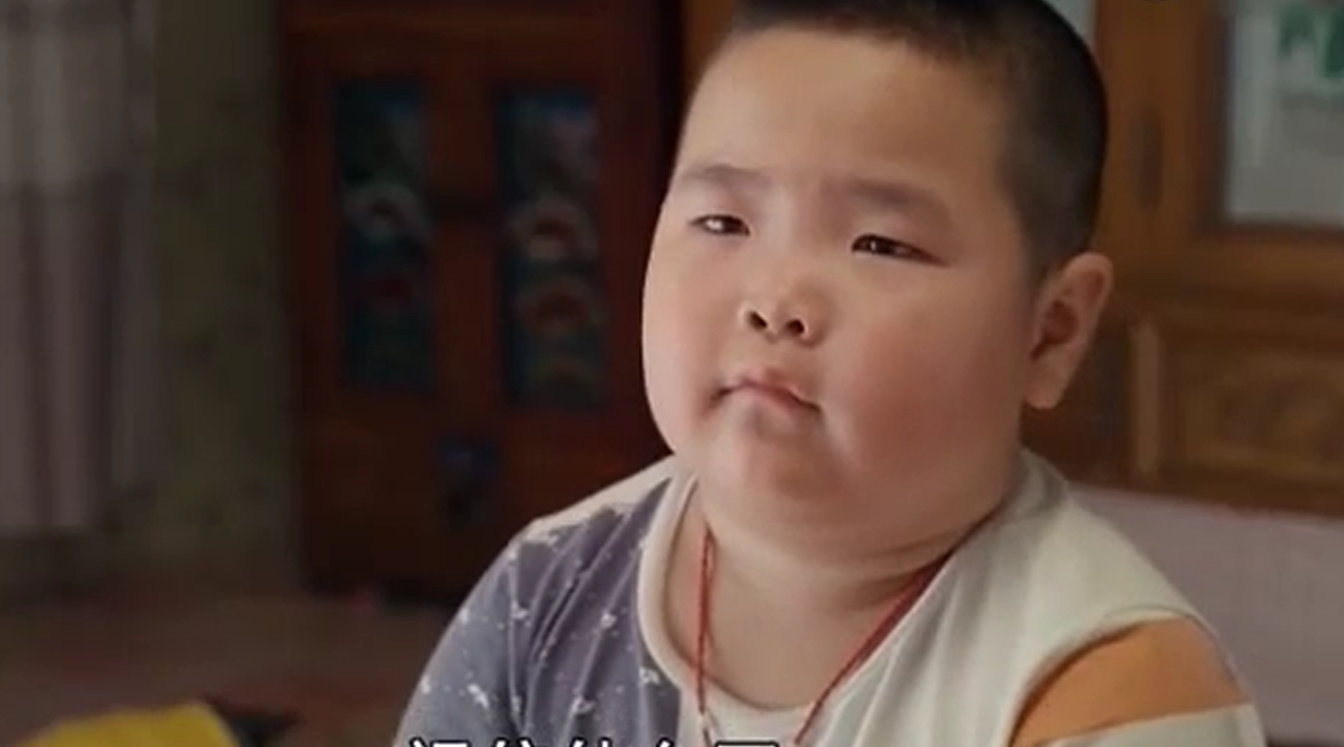 大家好,我是接梗王·表情包·灵魂舞者·谢飞机