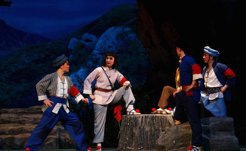 革命样板戏《杜鹃山》出国演出