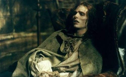 《夜访吸血鬼》可谓是腐女的最爱,颜值爆表