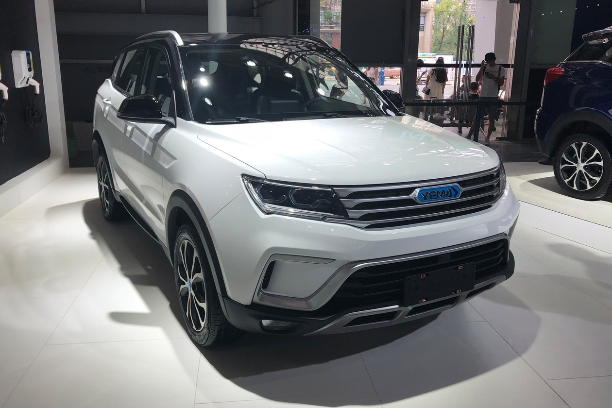 成都车展野马首次亮相了旗下新能源suv车型ec60