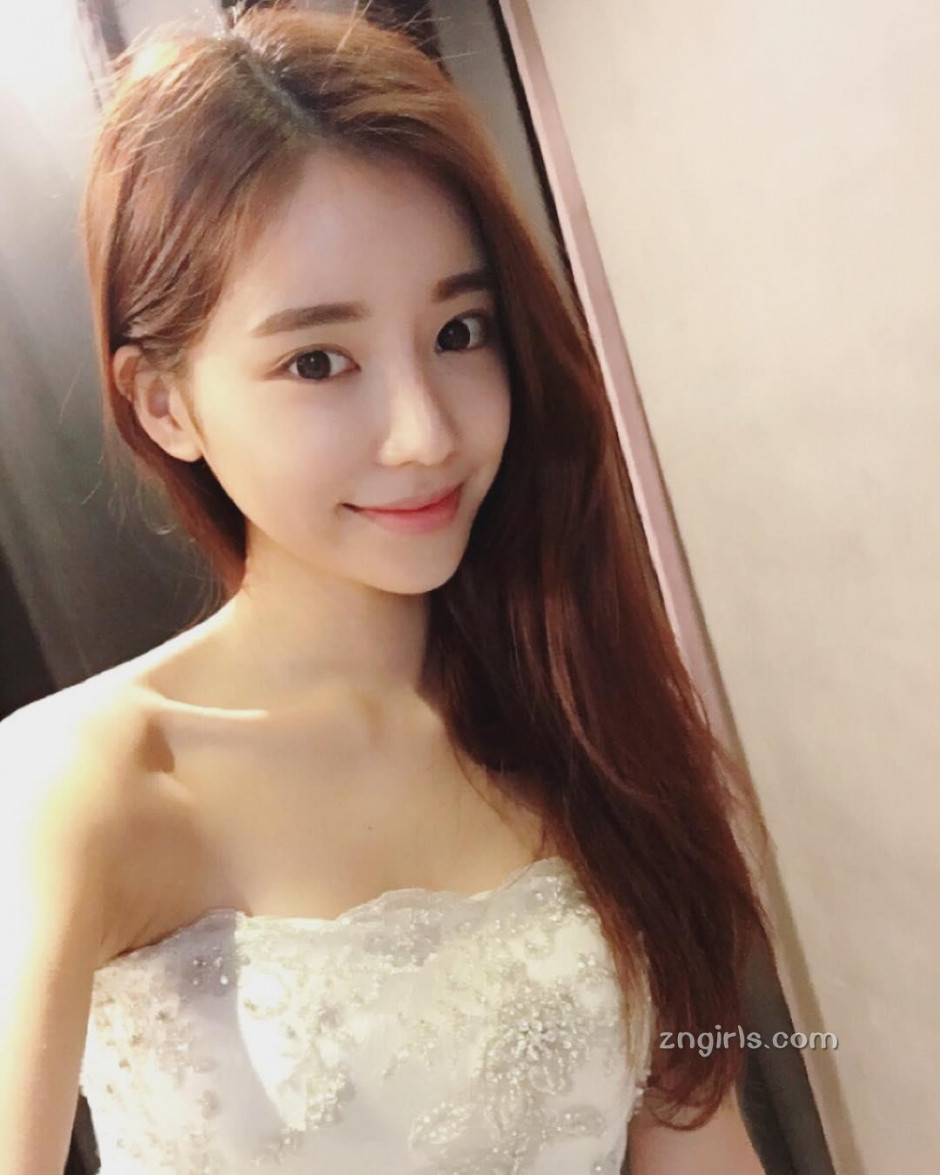 韩国模特金贞延生活美照气质迷人