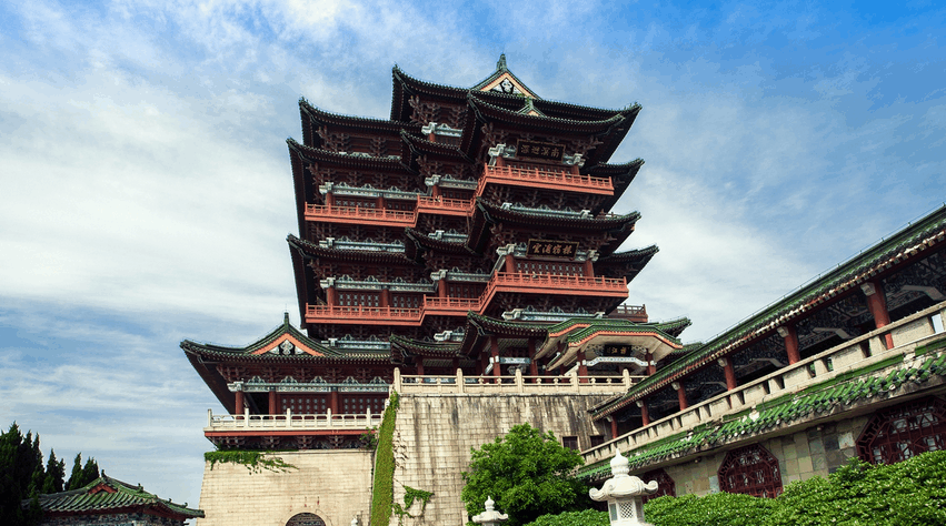 中国最低调的省会城市, 现存南方唯一一座皇家建筑, 重修了29次