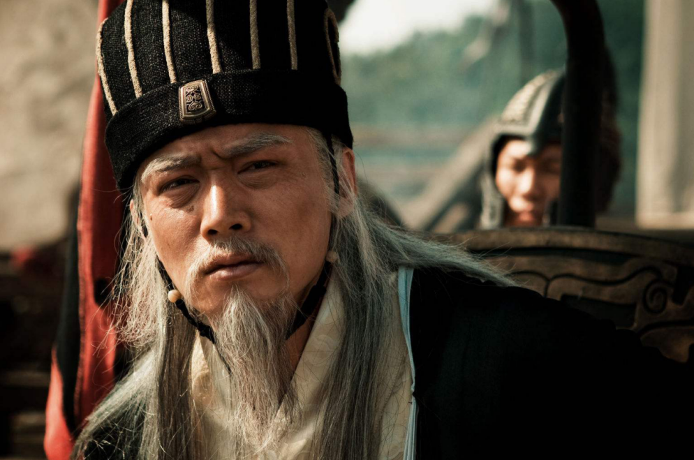 卧龙先生智慧过人,能够排兵布阵,后鞠躬尽瘁死而后已