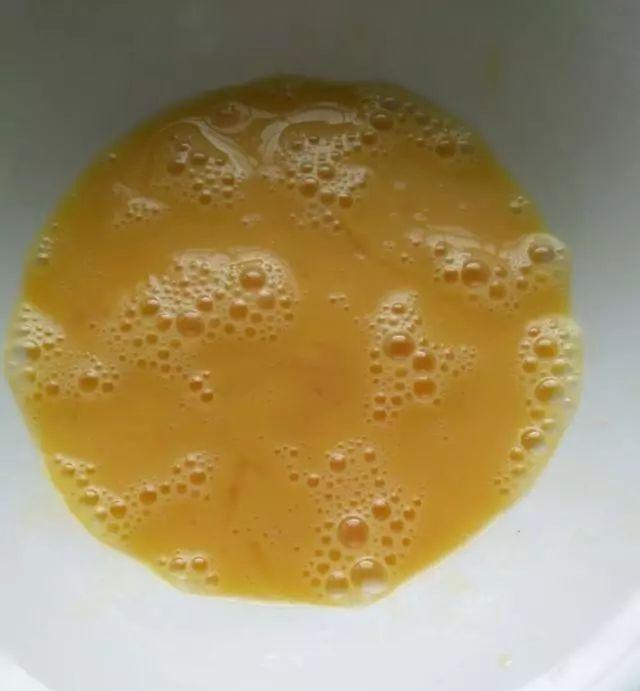 最好吃的美食韭菜盒子教你它做法