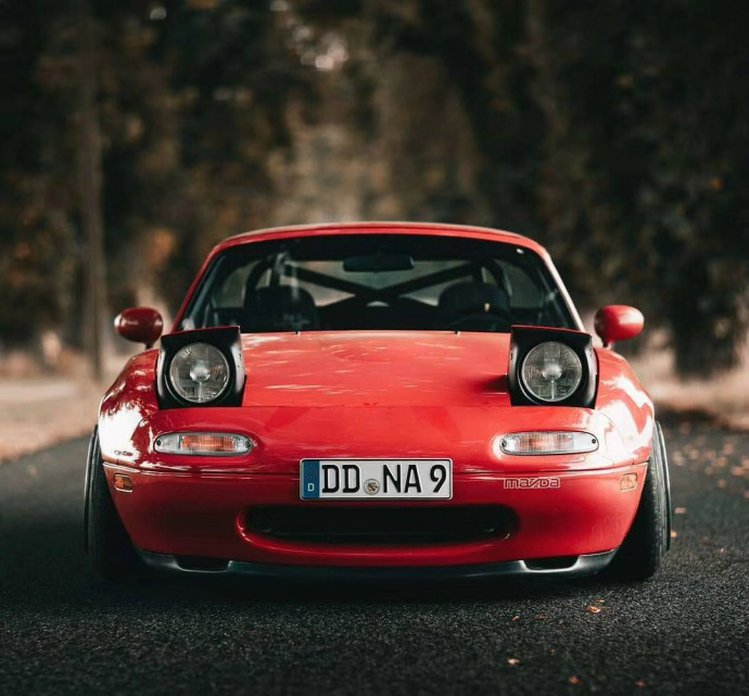 马自达mx5轻度改装跳灯不死情怀永存