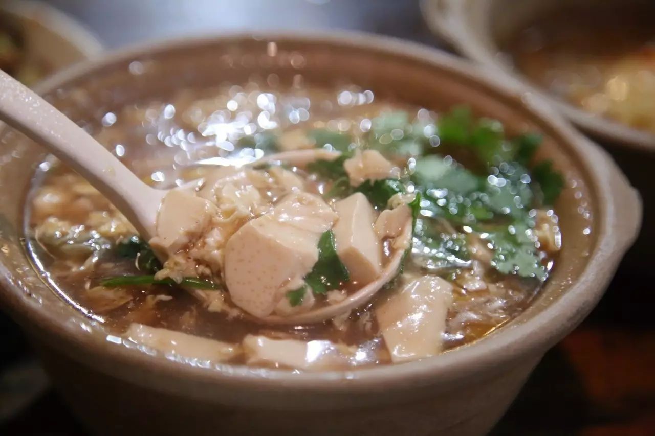 天津菜醋椒豆腐,酸香微辣,特别开胃,每一块豆腐都好有滋味!