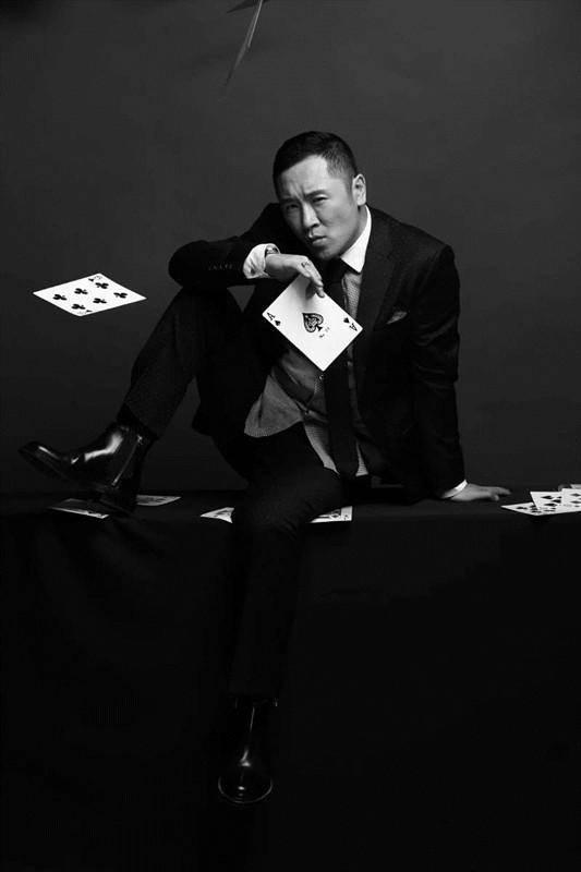 歌手姜鹏直播被问各种无厘头问题,做客酷狗直播坦然只想安心唱歌