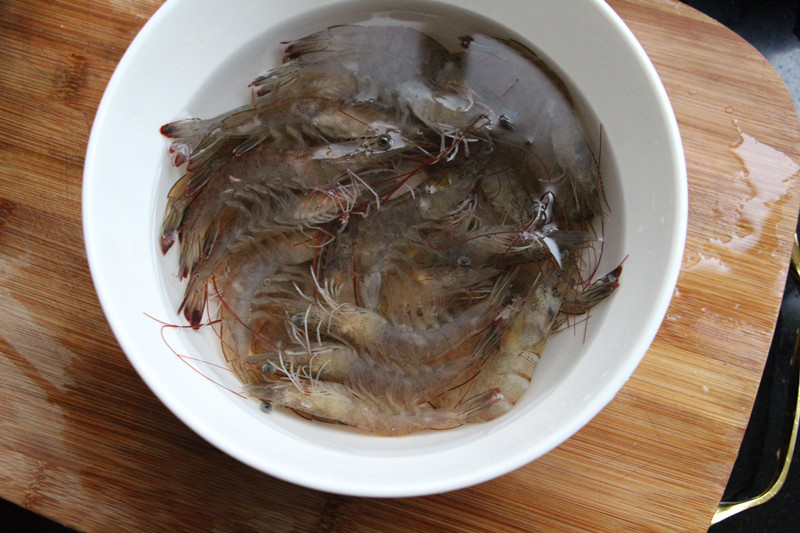 三分钟一道菜,进饭店就翻十倍,在家做又快又鲜,省一块是一块|饭店|虾