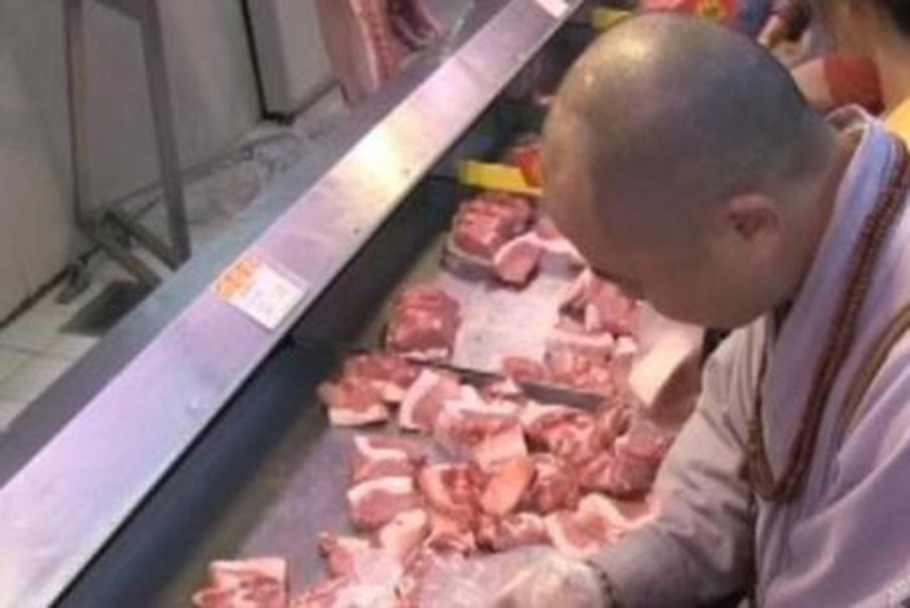 皇帝强逼和尚吃肉和尚吃完后说了一句话现在成了人们的口头禅