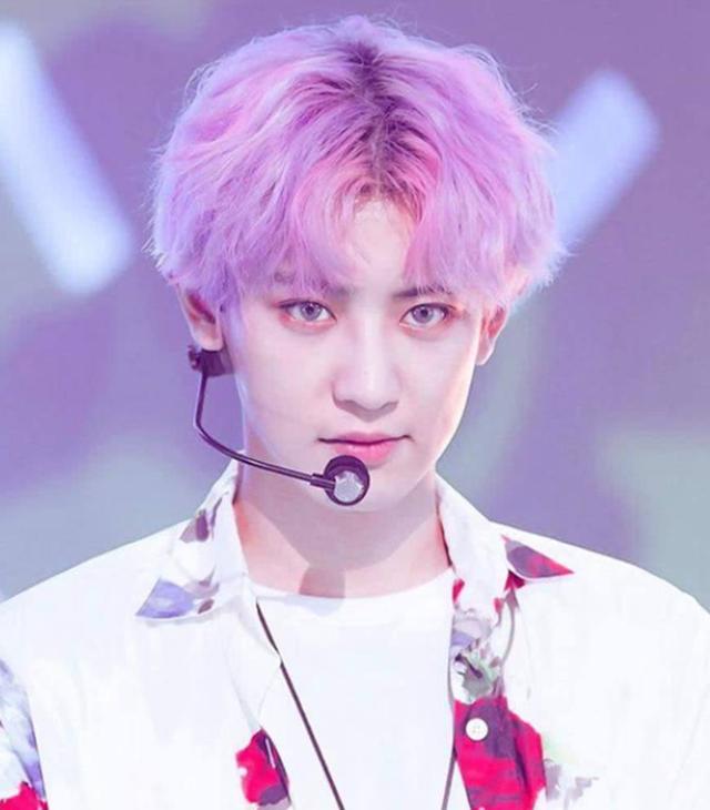 朴灿烈,第一个先把exo的门面搬出来.