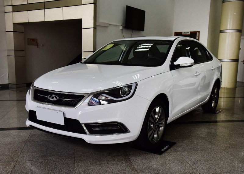 第二代长安逸动上市,售价7.49-10.59万元,与睿骋cc高度相似