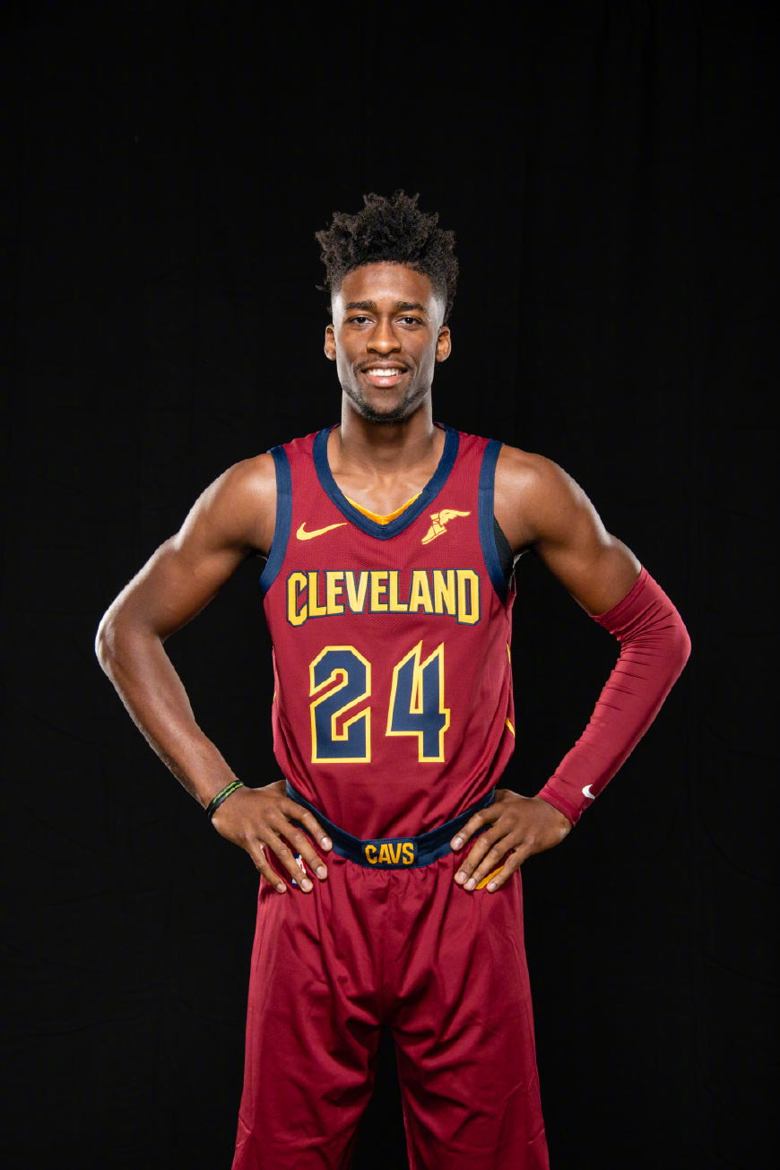 老詹走后骑士首次亮相,nba最帅天团,竟有5个不认识的球员