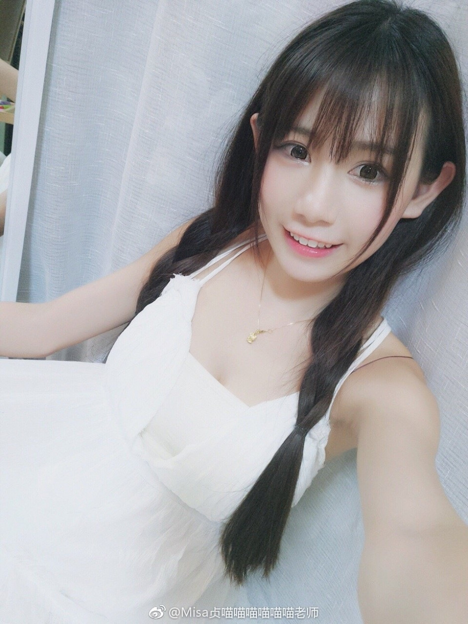 可爱美女misa贞喵俏皮私房照