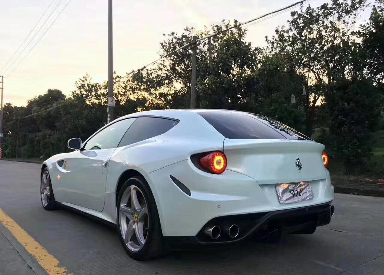 法拉利ff——全球唯一的4座超级跑车 求围观