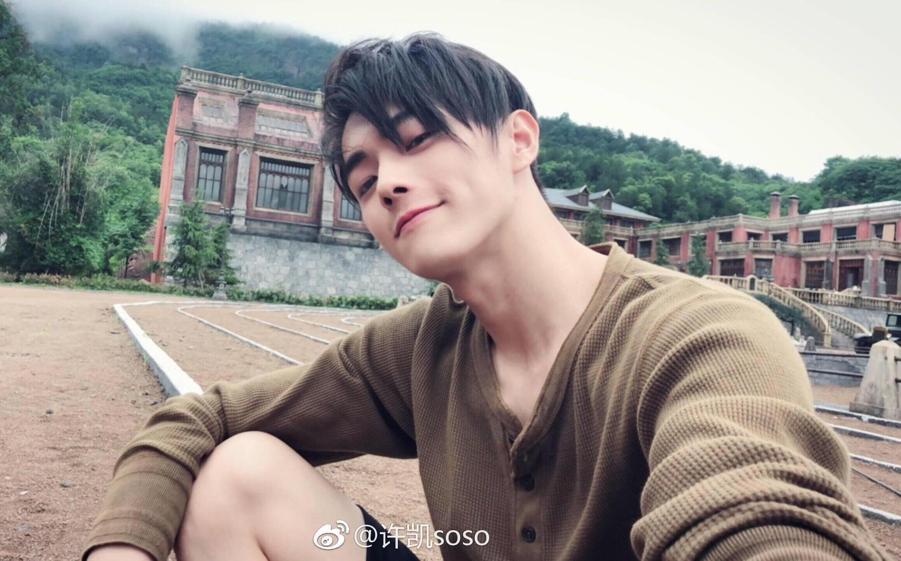 傅恒耿直不自恋,璎珞颜值打七分聂远人缘好,演坏男人能坏过尔晴