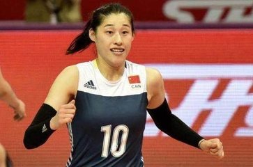 女排冠军刘晓彤在微博示爱靳东,网友:姐,人家