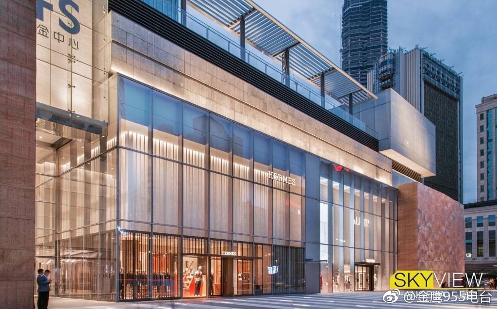 "湖南第一高楼"长沙九龙仓今天要开业啦![憧憬]