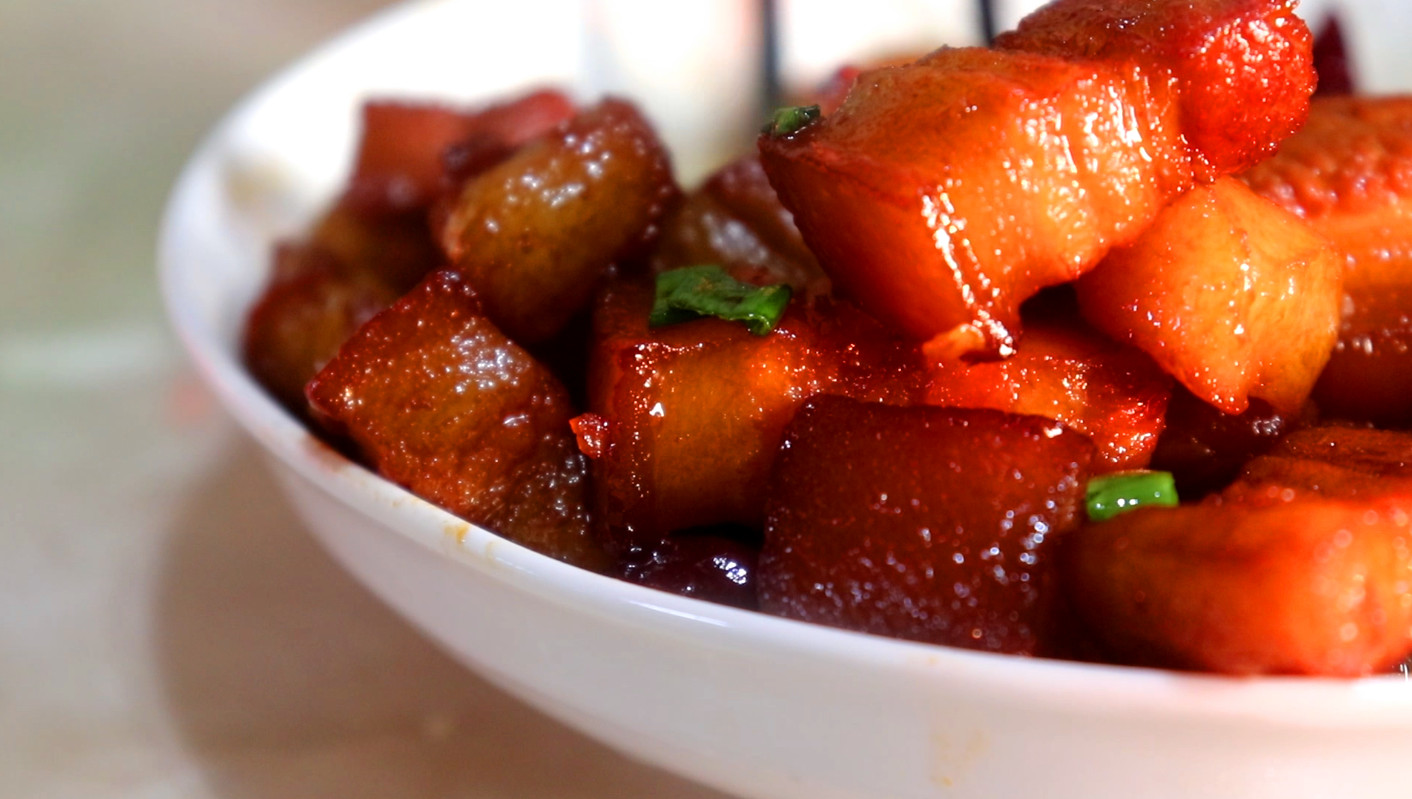 红烧肉最好吃的做法,色泽红亮诱人,肥而不腻,入口即化,太香了