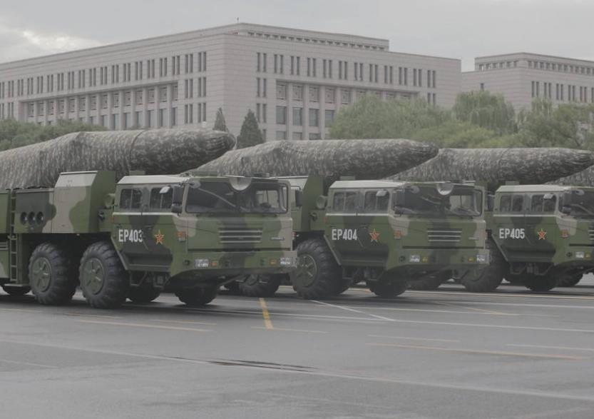 美军落荒而逃!数辆军车现身中国沿海,B2轰炸机迅速撤离关岛|关岛|美军|轰炸机_新浪新闻