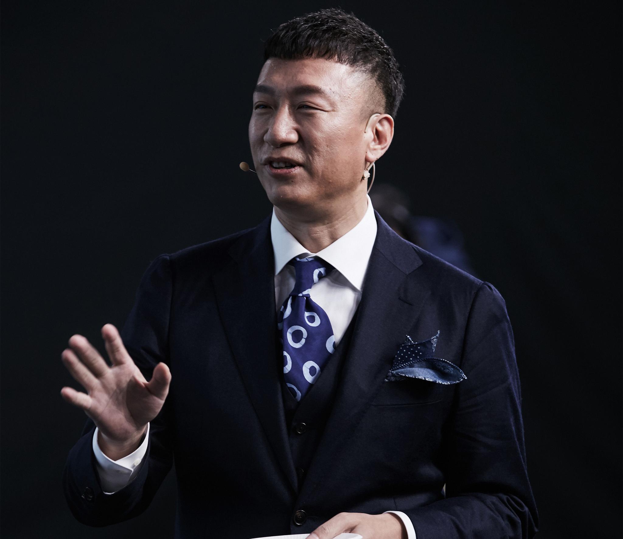 刚成名就抛弃老公,捧红孙红雷后却反遭抛弃,今58岁过成这样!