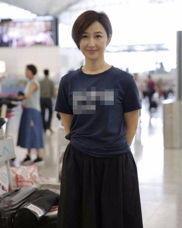 关咏荷颜值被严重低估,网友:张家辉真是有眼光捡到宝!