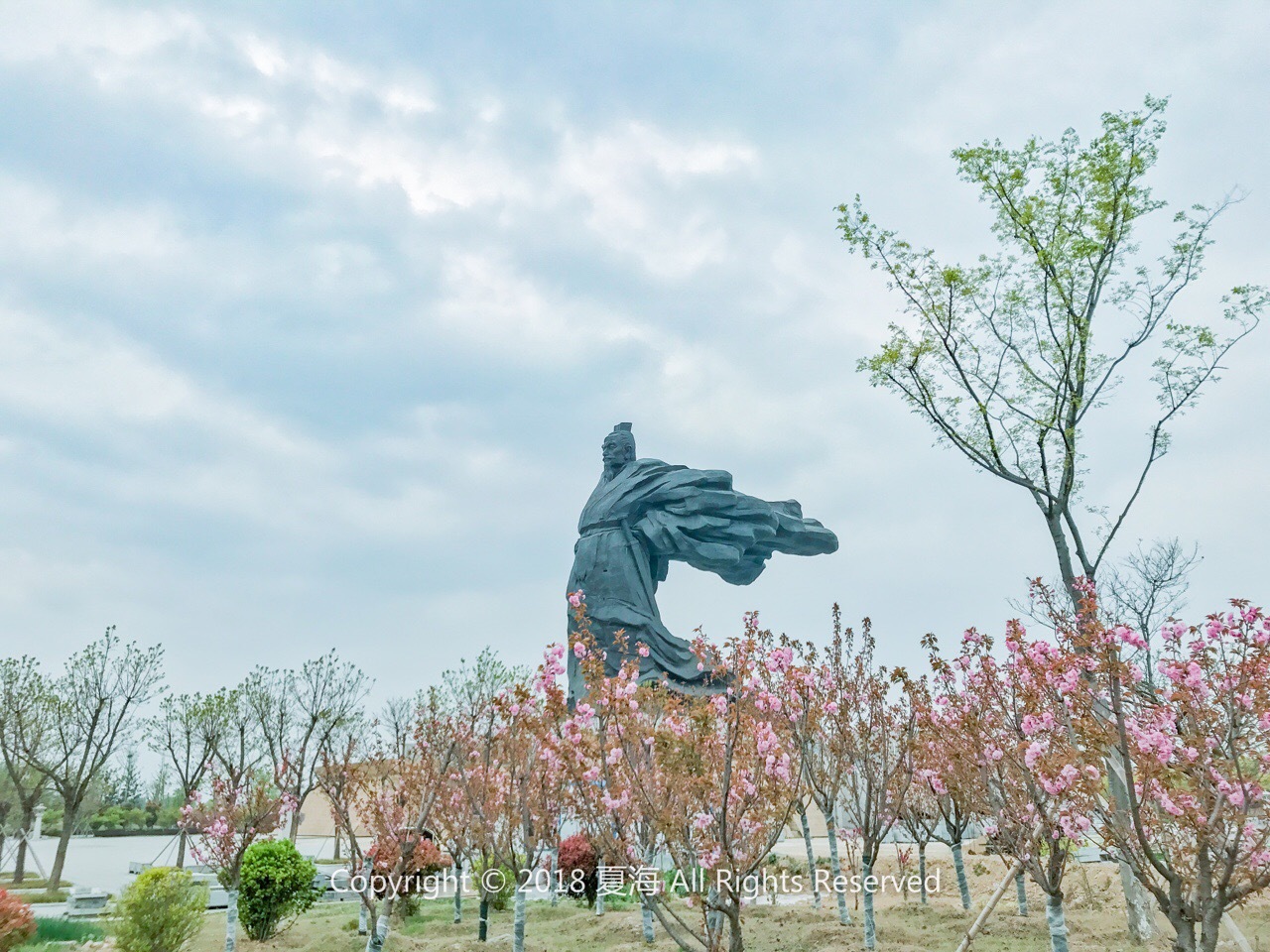 汉皇故里|刘邦|汉皇|汉高祖|披风|雕像_新浪新闻