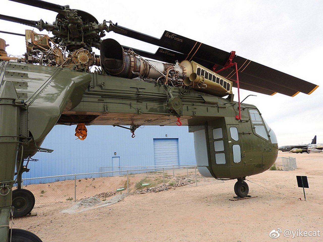 跨越两国的传奇sikorskys64ch54tarhe塔赫二