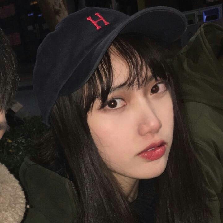 不想丧啊 我也想活成一个向日葵般的姑娘 笑得无比灿烂 没有烦心事 按