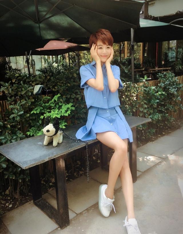 宋丹丹干女儿姜妍被曝整容原来的头型好奇怪啊