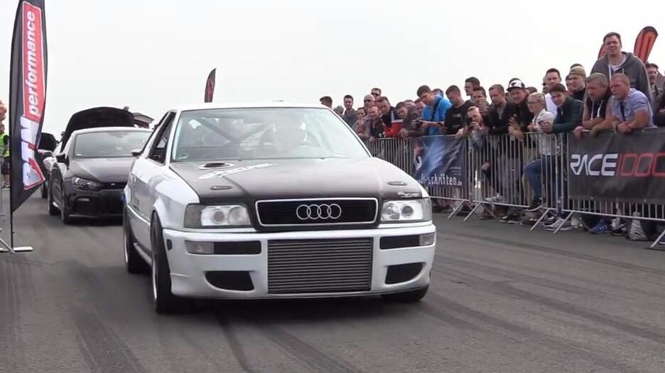 1350匹马力的奥迪s2,赛道狂飙到318公里小时!