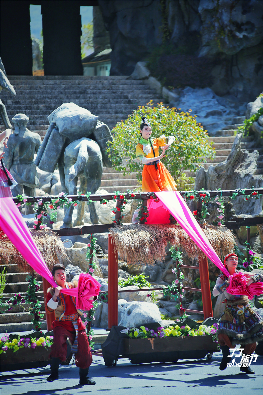 丽江千古情,竟然又花巨资打造了一个超级炫酷特效的《丽江恋歌》