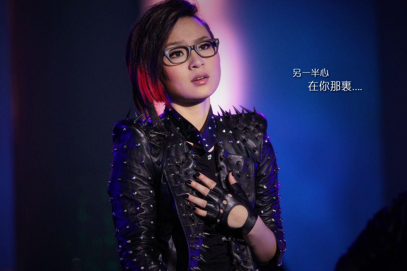 她被吐槽是过气歌手,却与杨幂成了好闺蜜?网友:真没想到!