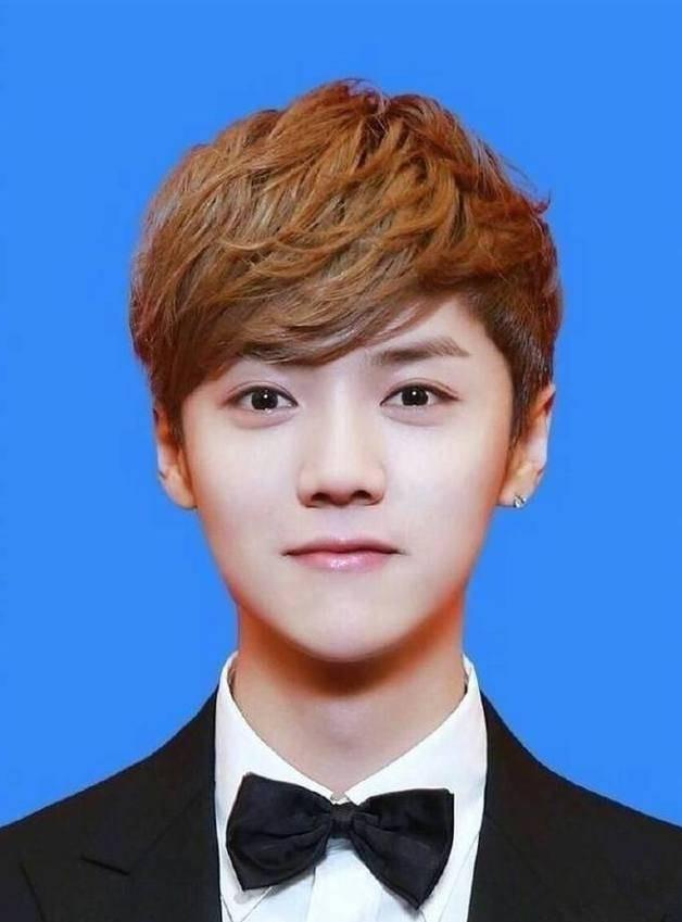 7位男明星证件照,鹿晗,杨洋,黄景瑜,王俊凯,谁是你的爱豆?