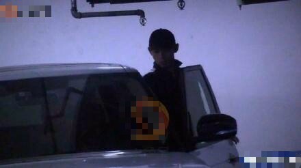 张继科景甜有好消息?网友地铁偶遇景甜,称:胖了,有孕相