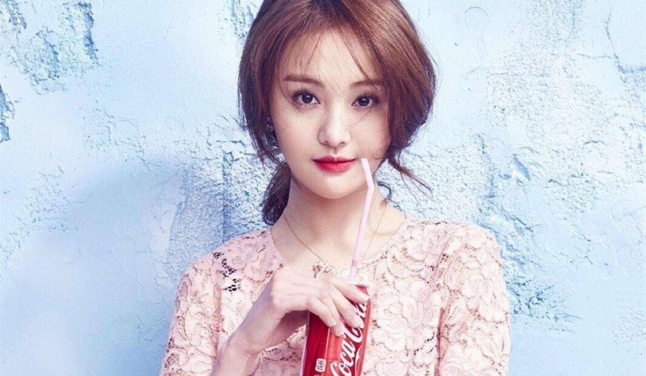 郑爽新男友正面照曝光,网友直呼配一脸