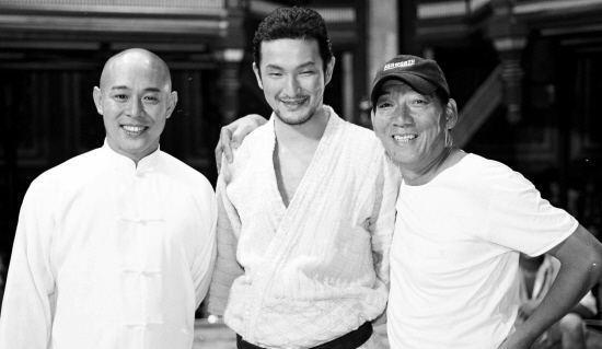 要说袁和平,不得不提袁和平的父亲袁小田,袁小田作为北派京戏武生的