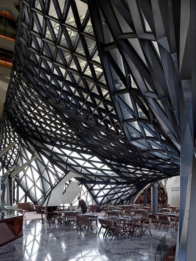 zha ( zaha haded architects ) /摩珀斯(morpheus)将其布局与结构