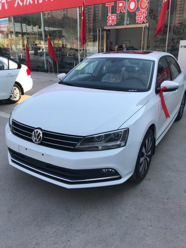 19款速腾实车曝光大众粉狂吐槽和帕萨特一样越改越丑