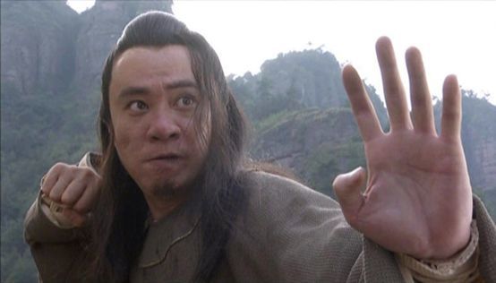 他被同学称为白猪,拍跳楼戏拒用替身,为了加戏给导演设计方案|修革|白