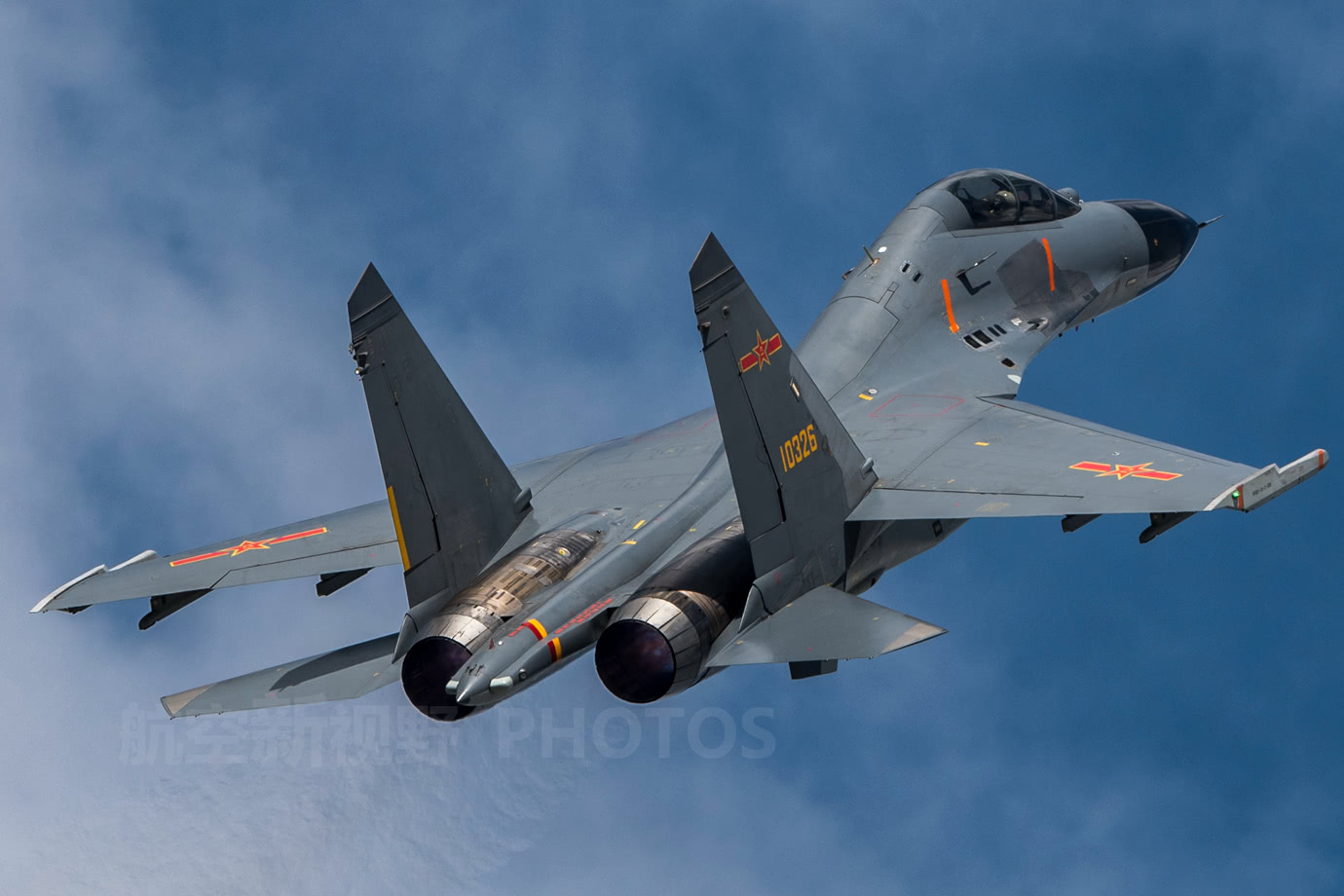 成飞研制生产的歼10系列战机,包括歼10a/b/c/s等多个型号.