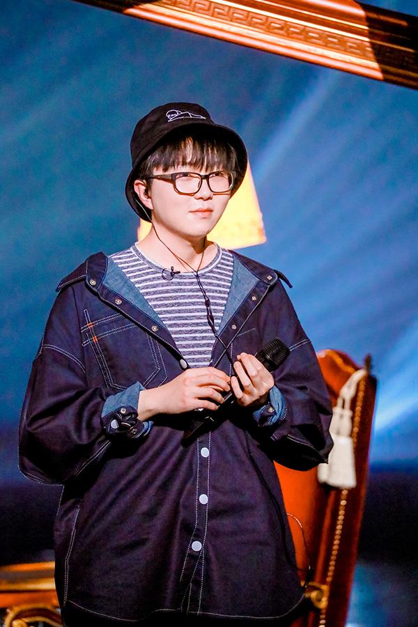 《无限歌谣季》"老不容易组合"催泪来袭 张绍刚毛不易上演父子情