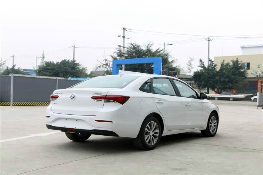 外观时尚,舒适实用的别克英朗,10万起,居家必看