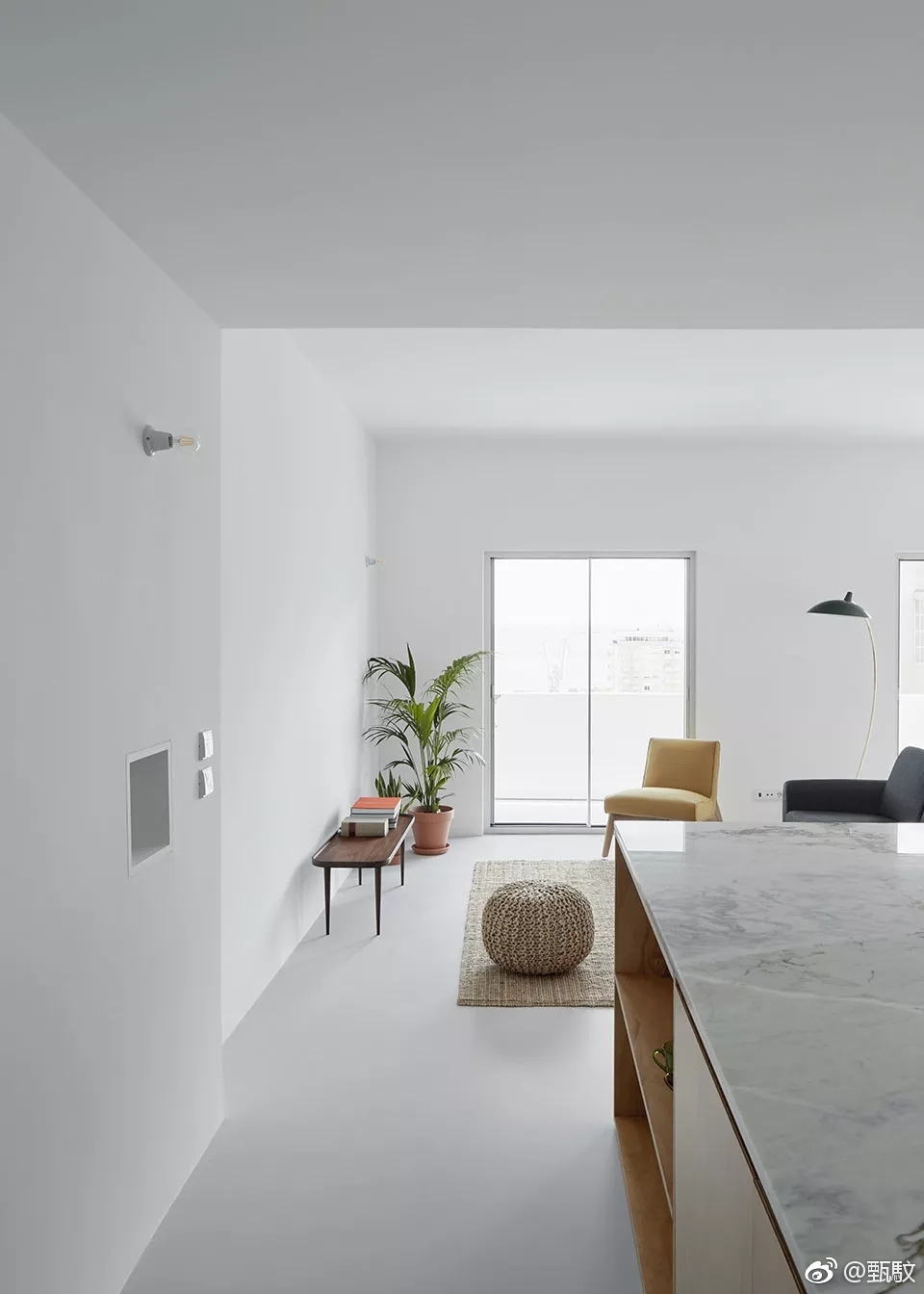 实用极简主义风格.