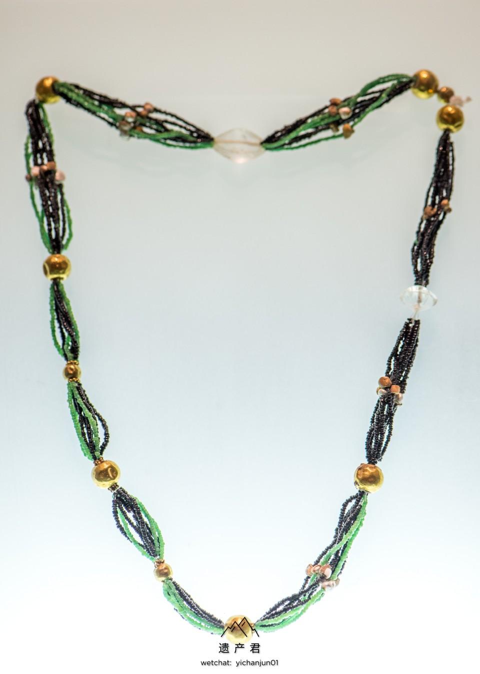 大同市博物馆藏北魏玻璃项链
