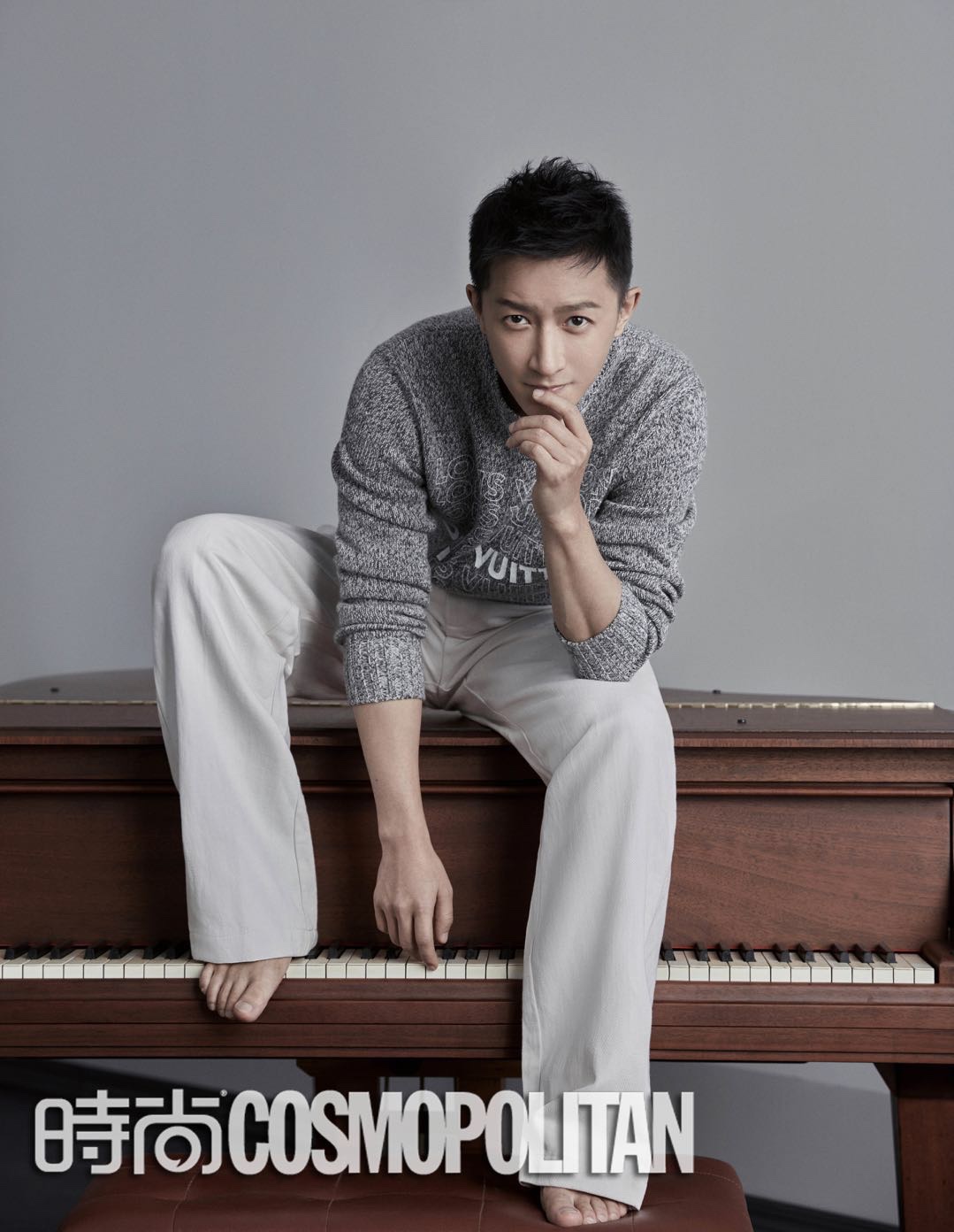 韩庚登时尚杂志封面 雅痞深沉发掘多维自我