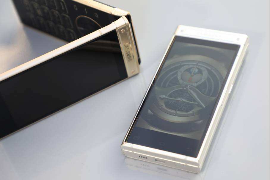 2003年三星翻盖手机(2003年三星翻盖手机图片)